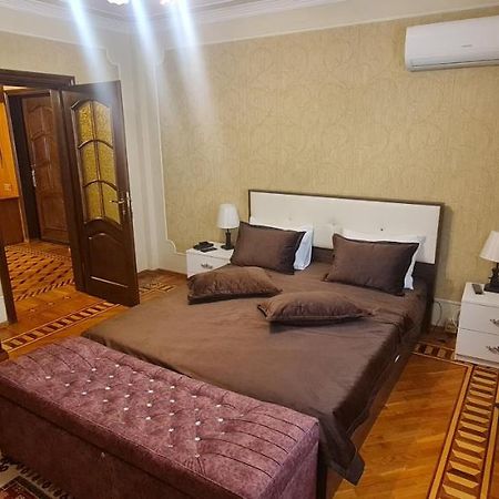 Gold Wall Apartment 바쿠 외부 사진